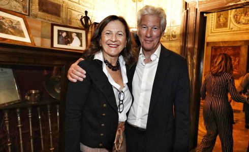A Richard Gere Chiavi Firenze per impegno umanitario