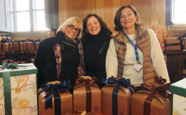 Inaugurato il mercatino “Nataleperfile”