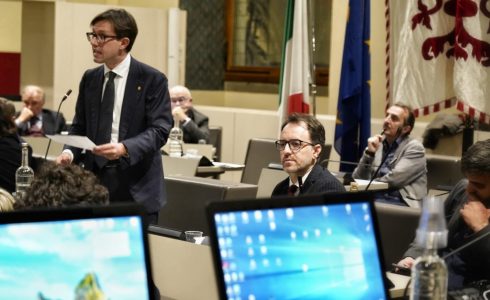 Coronavirus: stop consiglio, cabina regia con vicesindaca