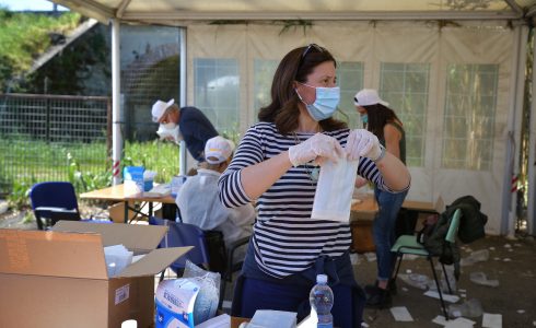 Coronavirus: in tre giorni distribuite oltre 210mila mascherine